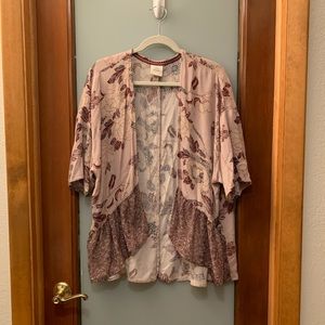 Knox Rose Kimono Floral Print